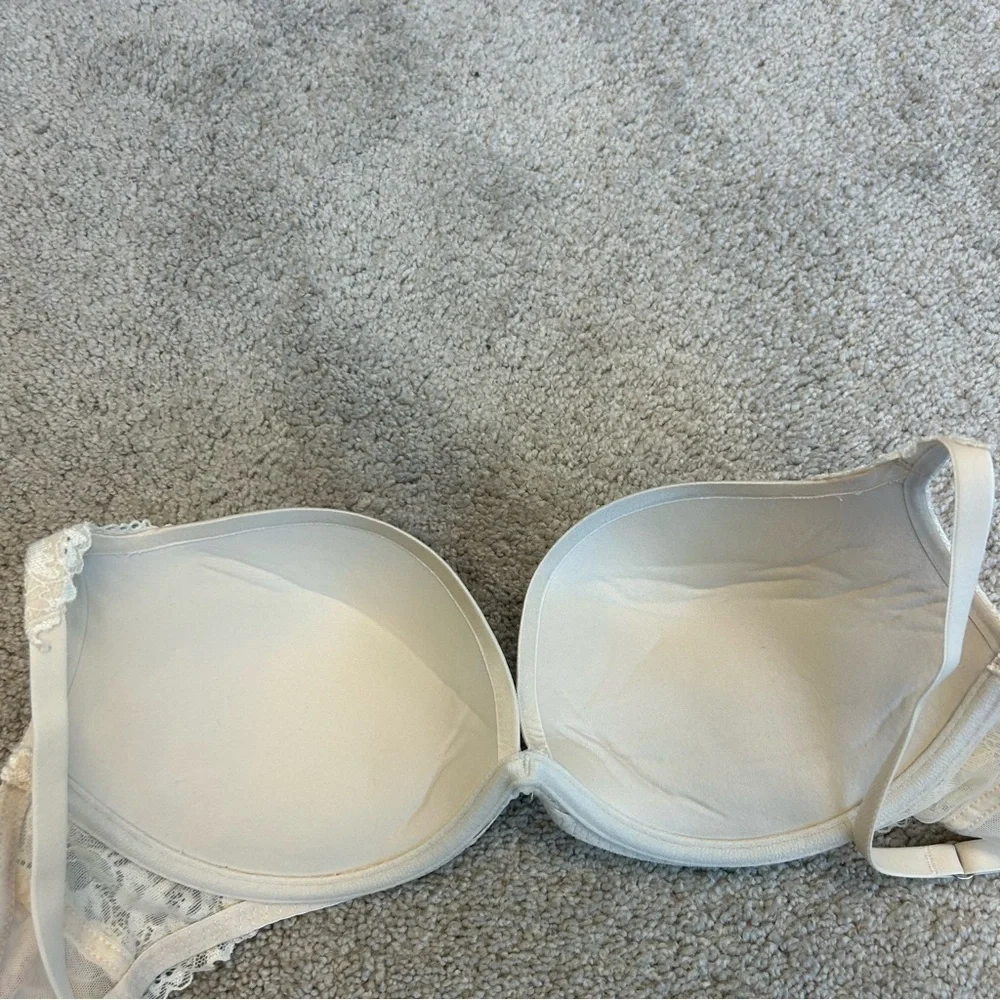 LA Senza Beyond sexy cream crystal rhinestone embellished bra Sz 32D